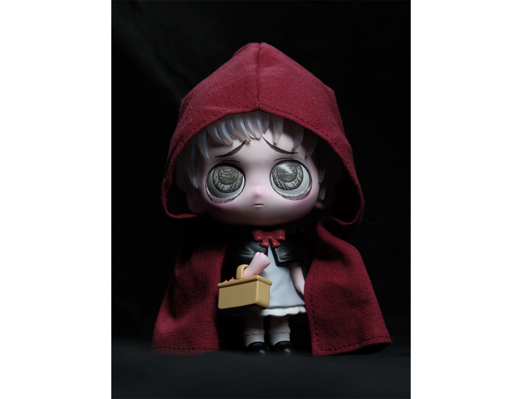 KiKi Little Red Riding Hood